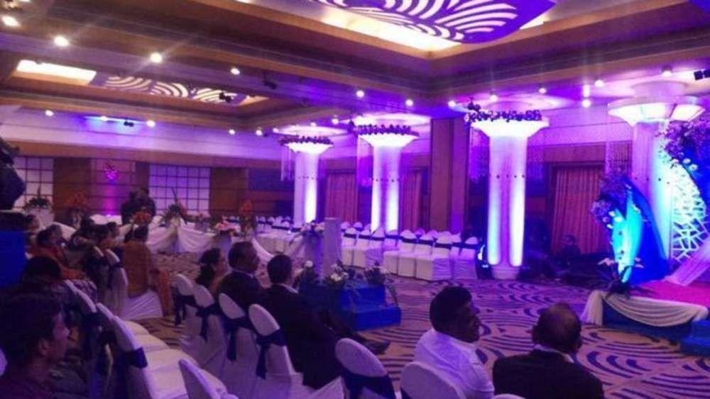 Vishwaratna Hotel Guwahati Exteriör bild